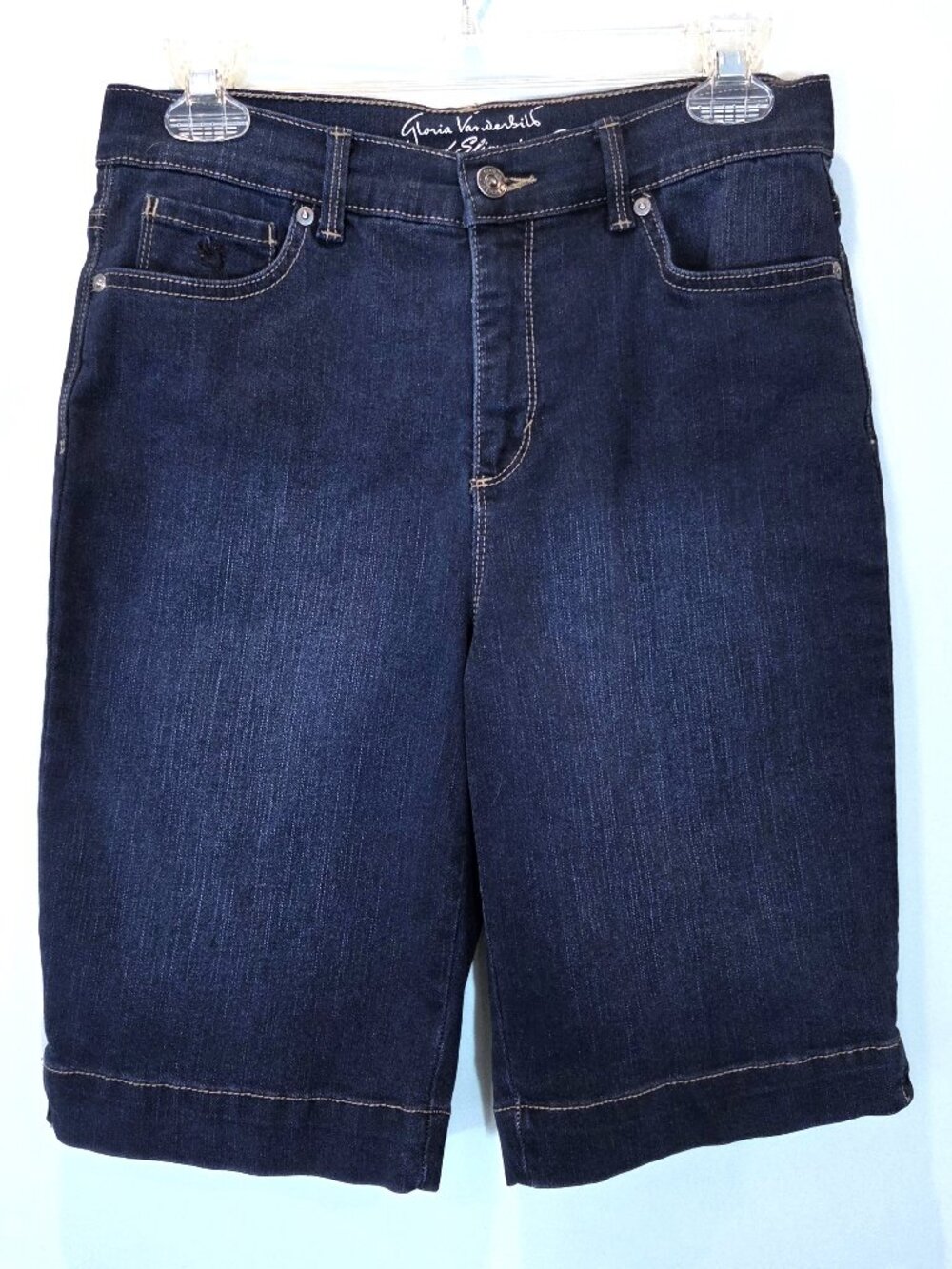 NWOT Gloria Vanderbilt Amanda Denim Shorts Size 4